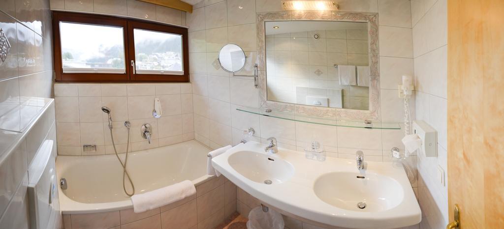 Hotel Garni Mirabell Ischgl Eksteriør bilde